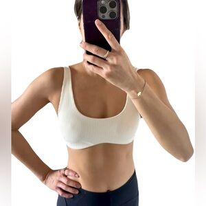 Wear Pepper The Athlux Ribbed Sculpting Sports Bra in Cream, size Medium